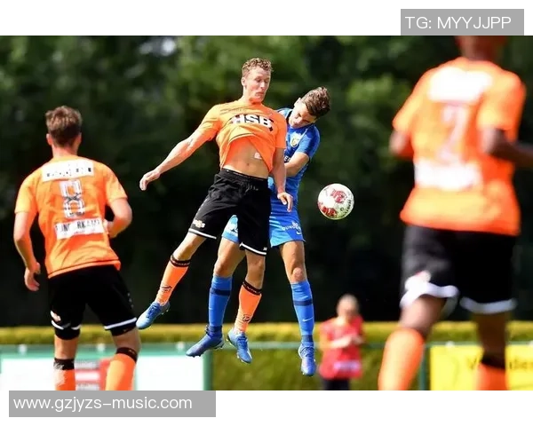 福伦丹与阿尔梅勒精彩对决直播全程回顾与分析